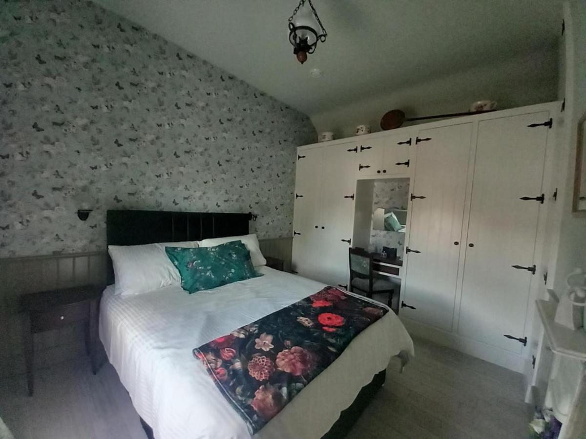 Hemma Grove - A Songbird Haven Kilkenny